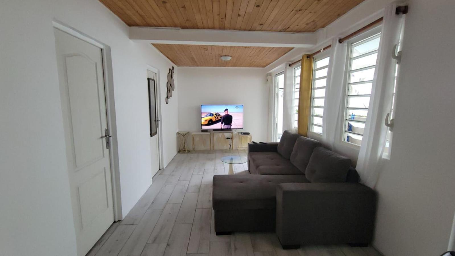 Maison D'Hanaya Le Marin Luaran gambar